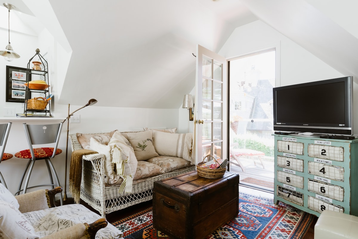 15 Best Airbnbs in Carmel-by-the-Sea, CA (2022 Edition)