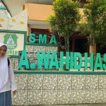 Hobi Public Speaking, Siswi SMA A WH Raih Juara 3 Baca Puisi