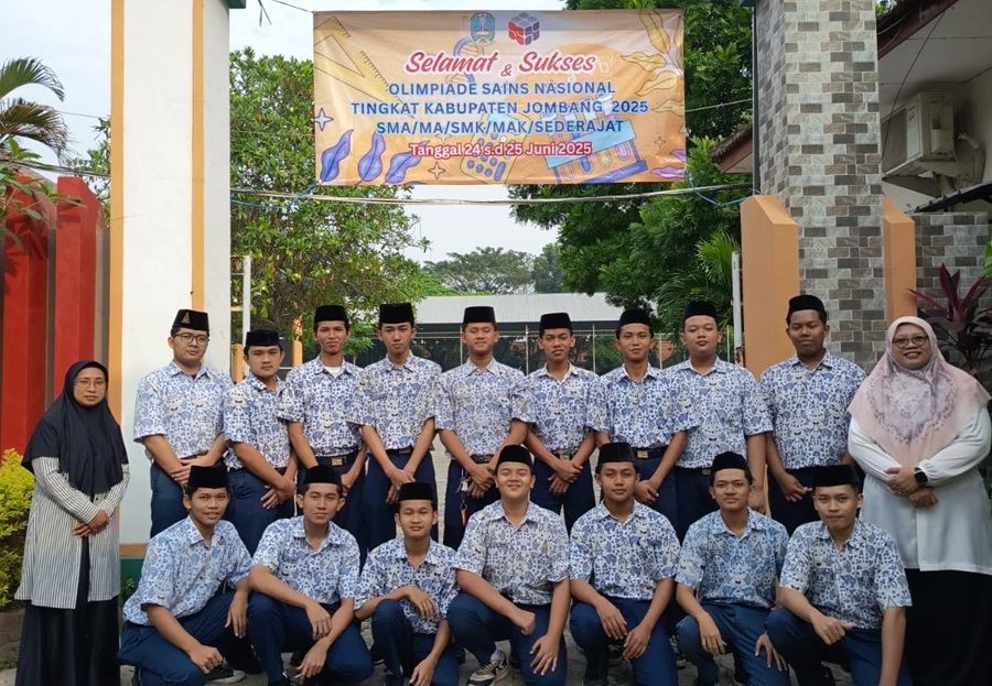 SMA AWH Borong Prestasi di TOBK OSN Jombang, 26 Siswa Masuk 10 Besar