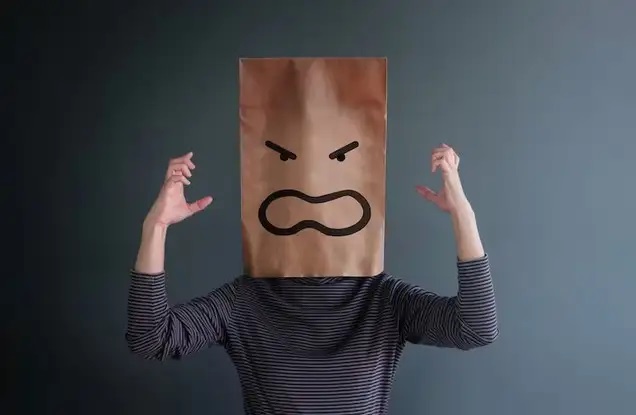 Memelihara Dendam Hanya Menghancurkan Diri Sendiri