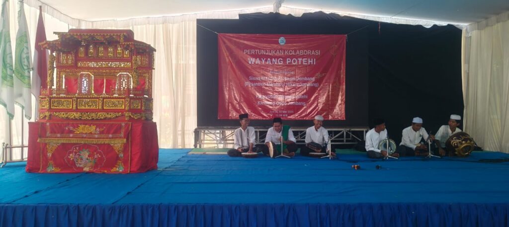 Merawat Warisan Potehi: Dari Klenteng Gudo, Menuju Generasi Baru