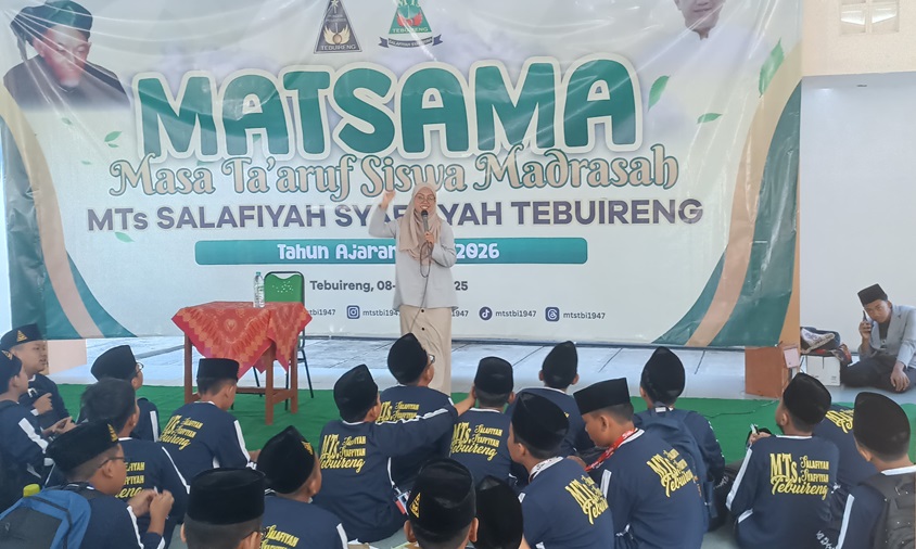 MTs Salafiyah Syafi’iyah Bekali Santri Edukasi Sampah dari BST
