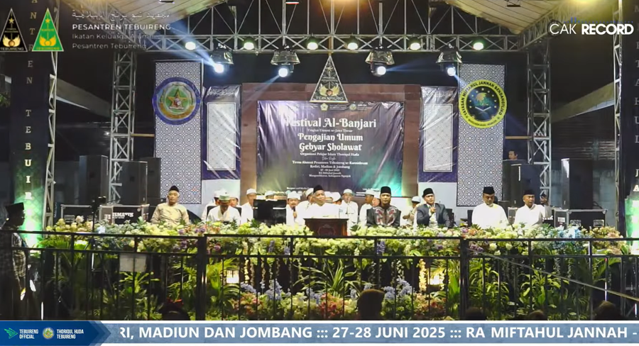 Silaturahmi Alumni Tebuireng se-Karesidenan Dimeriahkan Gebyar Shalawat