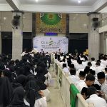 Tebuireng Tutup MOSBA-MPLS dengan Nuansa Harmoni Agama dan Sains