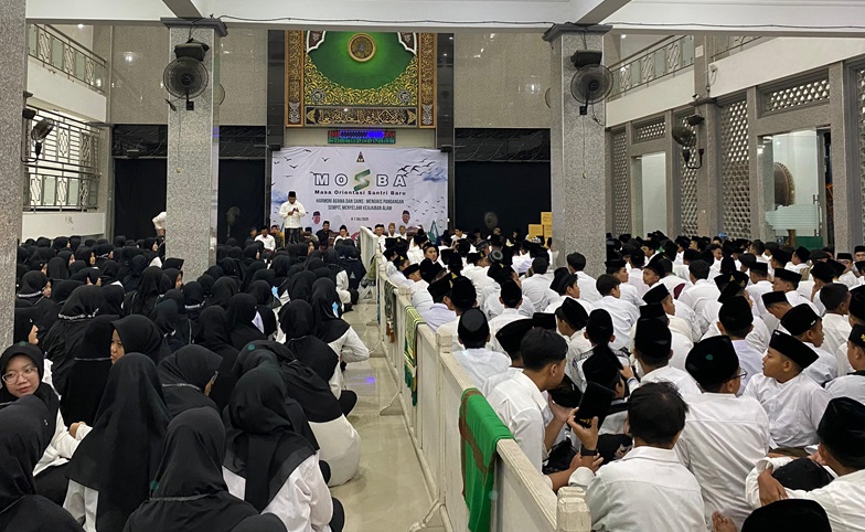 Akhiri MOSBA, Tebuireng Tekankan Pentingnya Ilmu dan Akhlak Santri