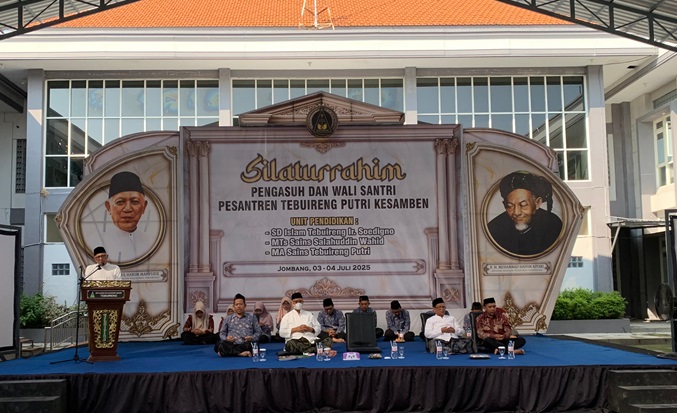 Amanah Besar Mendidik Santri Baru di Pesantren Tebuireng