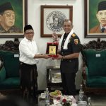 HUT ke-80 TNI, Pangdam V/Brawajiya Beri Kouta Khusus untuk Santri Jadi Tentara