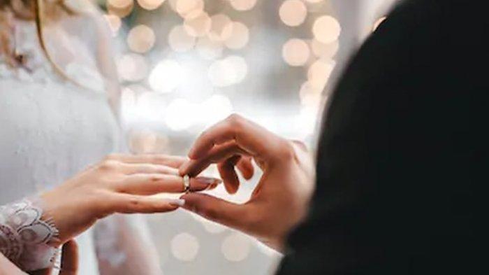 Pernikahan: Ibadah Suci dan Strategi Politik Kekuasaan?